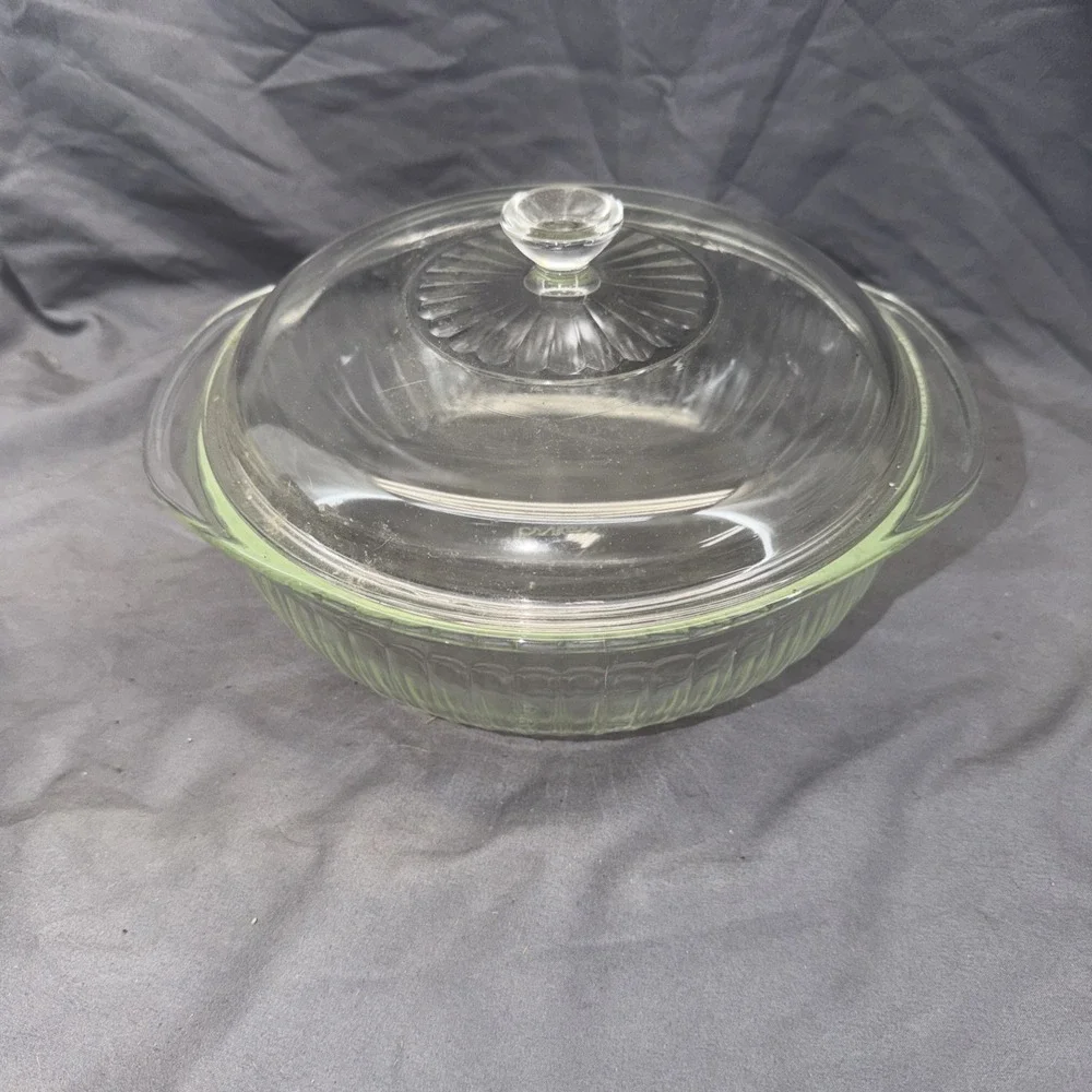 PYREX 2 Qt Ribbed Clear Green Glass Round 1.9 L Covered CASSEROLE DISH LID 024-S